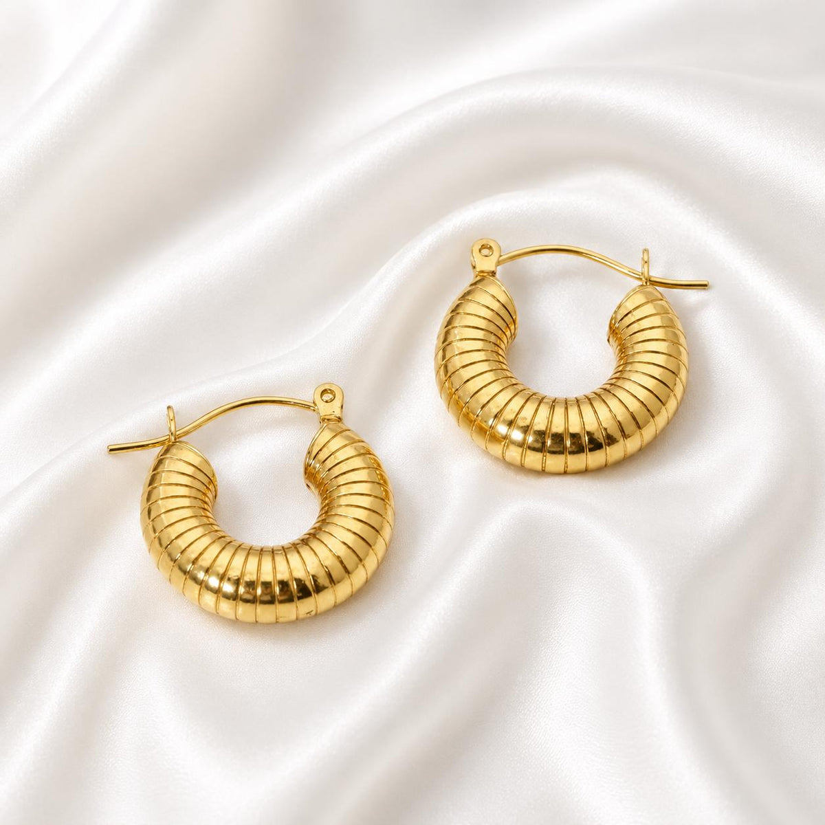 Ribbed Hoop Earrings