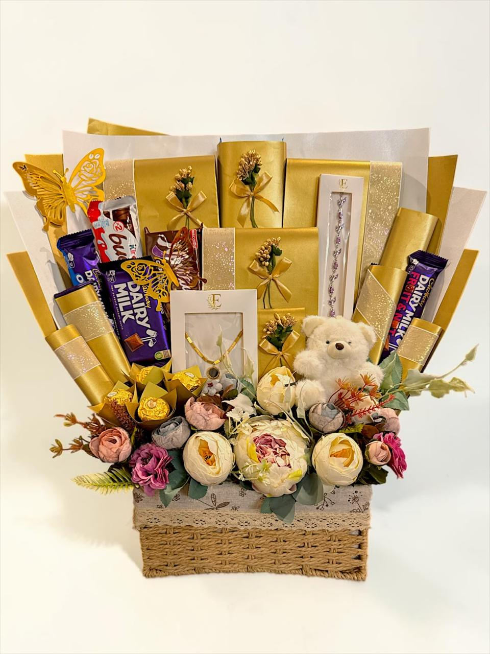 Golden Luxe Jewellery & Chocolate Gift Basket